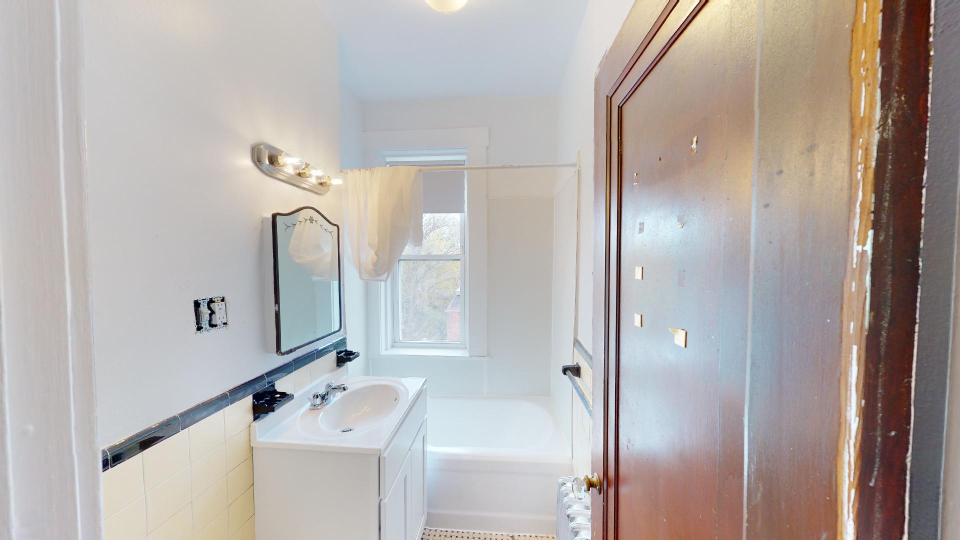 Photo 6 of Chiswick Rd. Unit 22