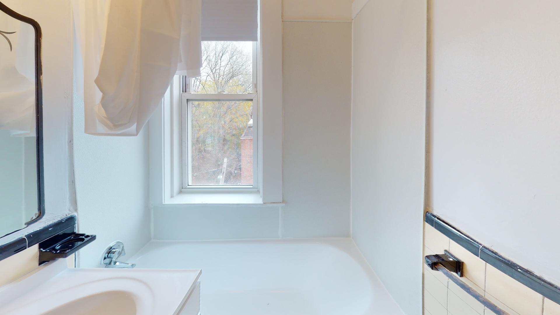 Photo 9 of Chiswick Rd. Unit 22
